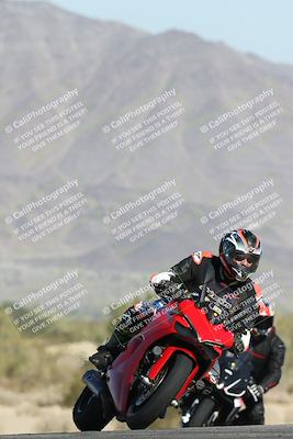 media/Dec-01-2025-Moto Forza (Mon) [[2daa91e15f]]/2-Intermediate Group/Session 2 Turn 9 Entry/